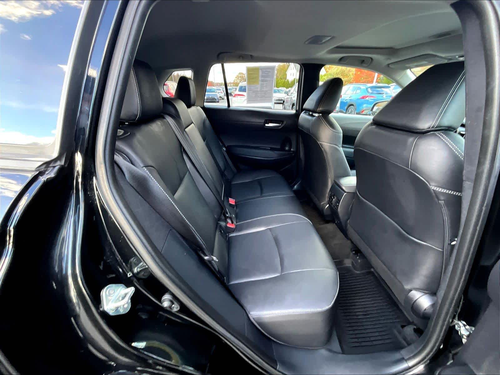 2023 Toyota Corolla Cross XLE - Photo 16