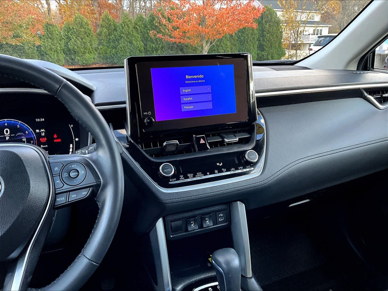 2023 Toyota Corolla Cross XLE - Photo 18