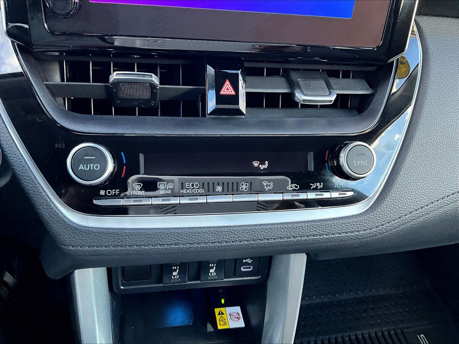 2023 Toyota Corolla Cross XLE - Photo 26