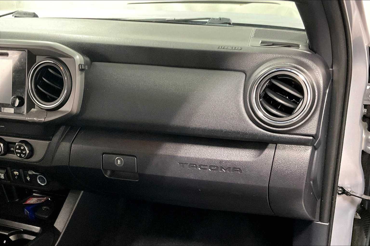 2019 Toyota Tacoma TRD Off Road - Photo 13
