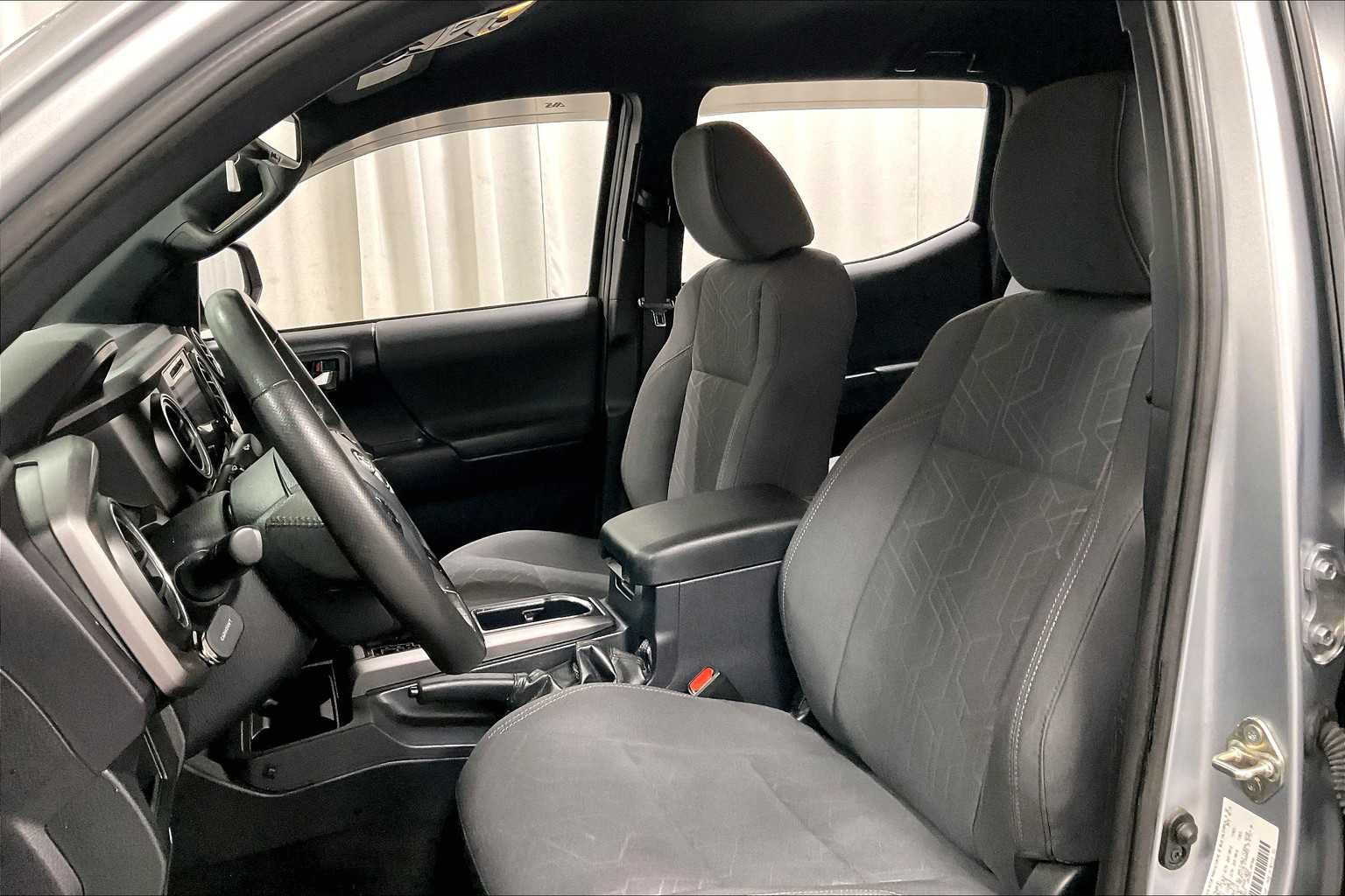2019 Toyota Tacoma TRD Off Road - Photo 10