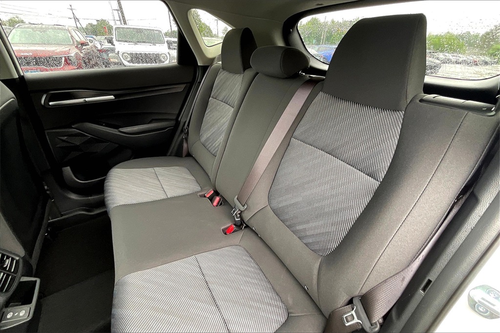 2025 Kia Seltos LX - Photo 15