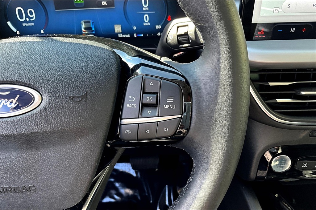 2024 Ford Escape Platinum - Photo 24