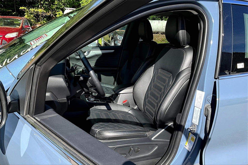 2024 Ford Escape Platinum - Photo 10