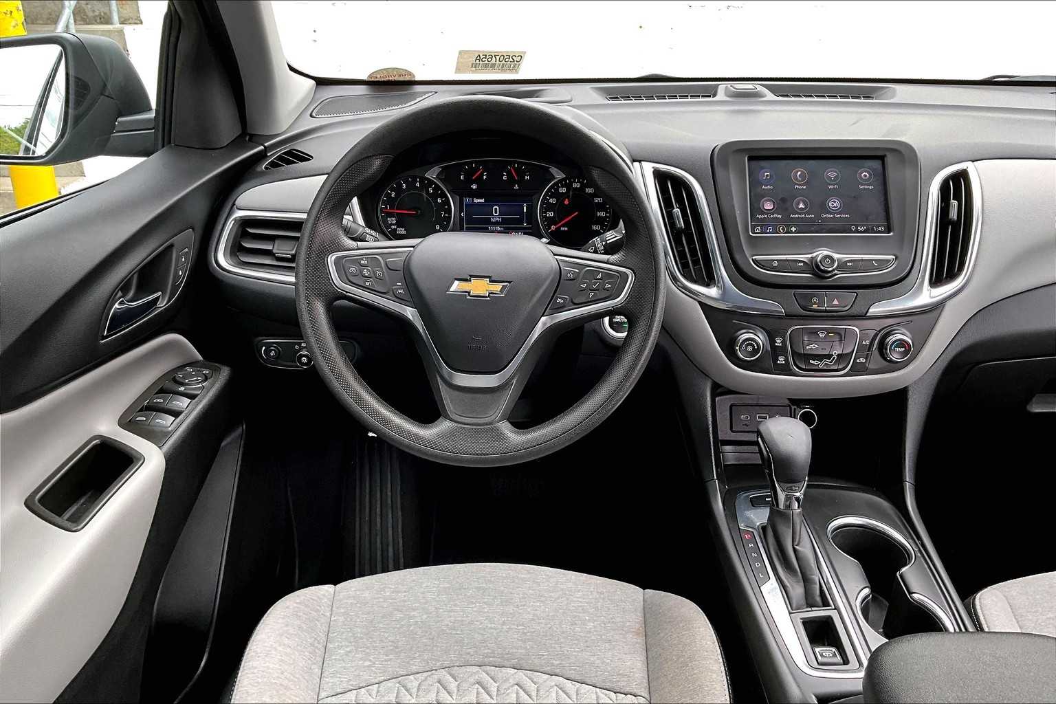 2023 Chevrolet Equinox LS - Photo 18