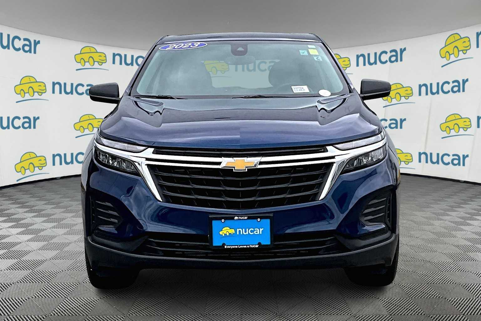2023 Chevrolet Equinox LS - Photo 2
