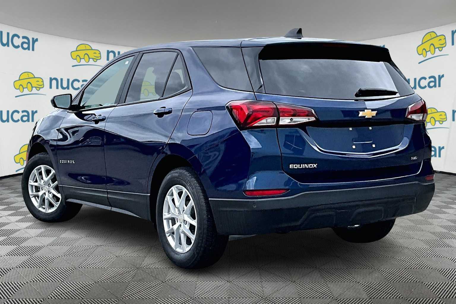 2023 Chevrolet Equinox LS - Photo 4
