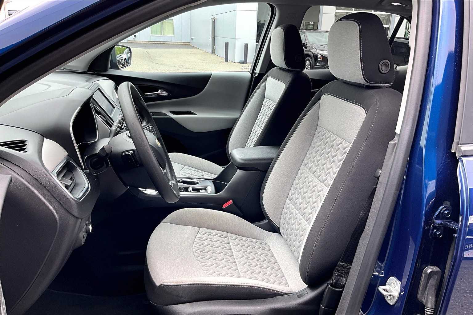 2023 Chevrolet Equinox LS - Photo 10