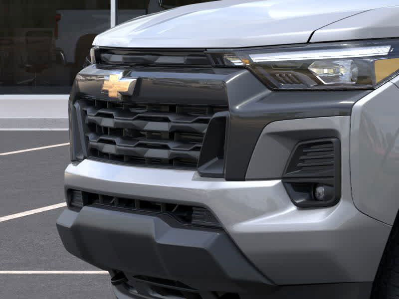 2025 Chevrolet Colorado 4WD LT - Photo 13