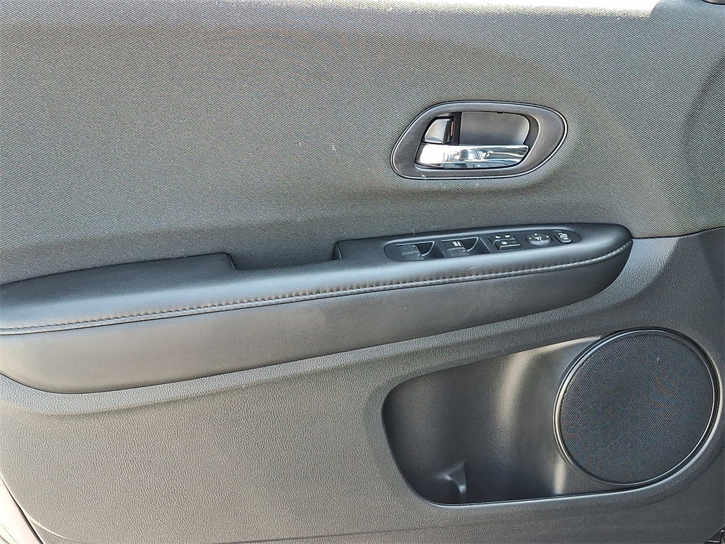 2019 Honda HR-V LX - Photo 13