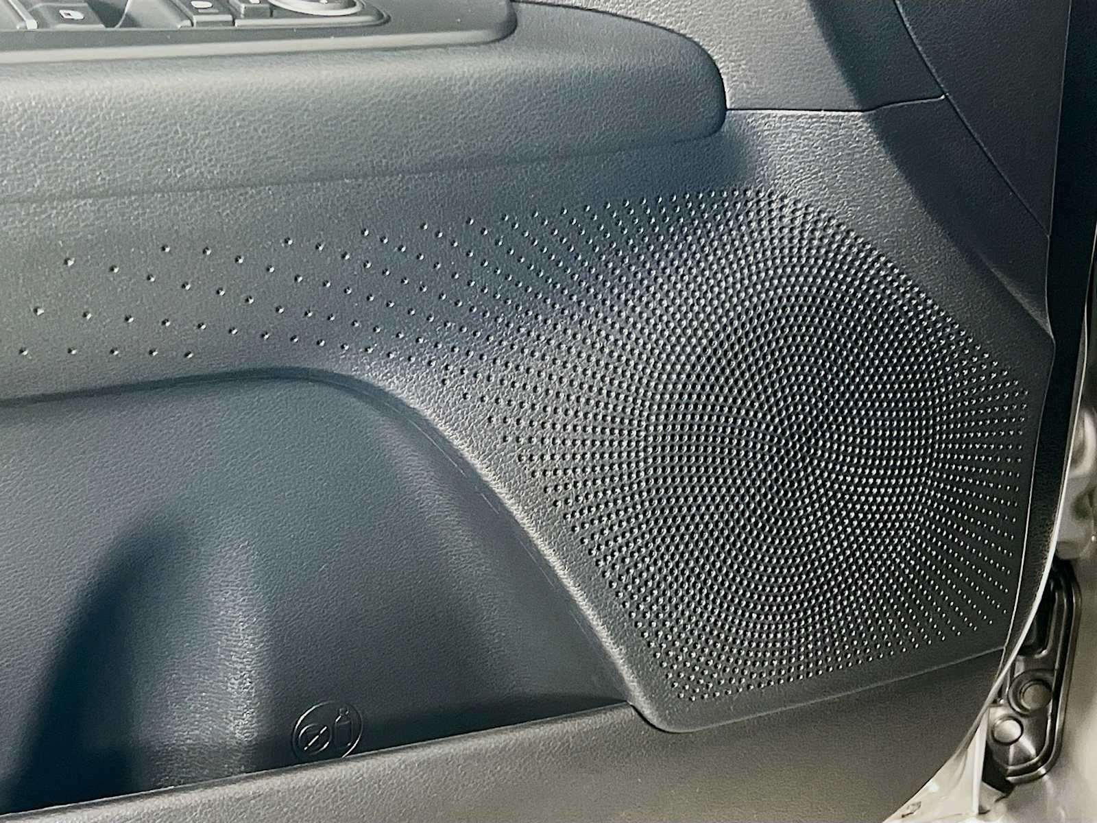 2024 Kia Forte LXS - Photo 18