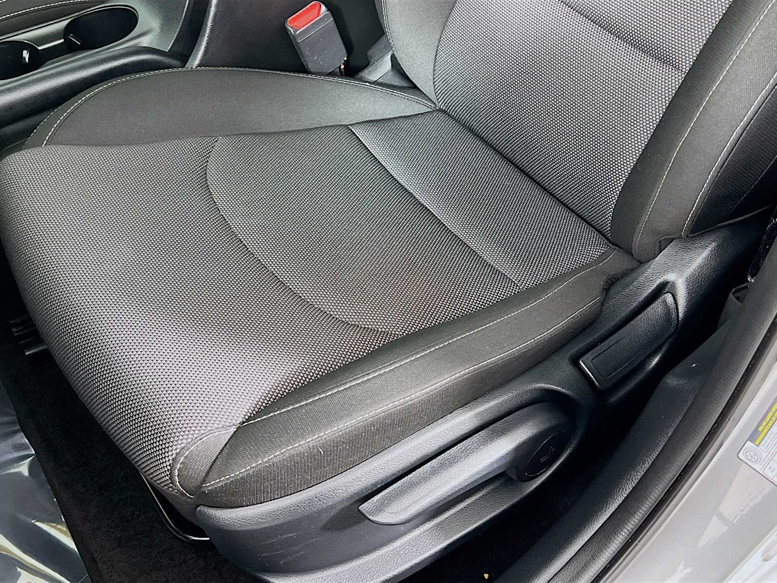 2024 Kia Forte LXS - Photo 19