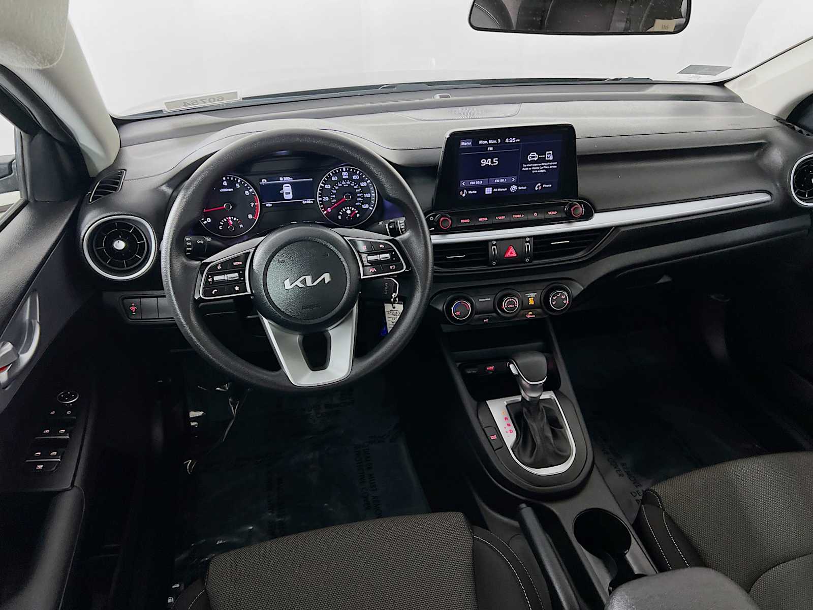 2024 Kia Forte LXS - Photo 21