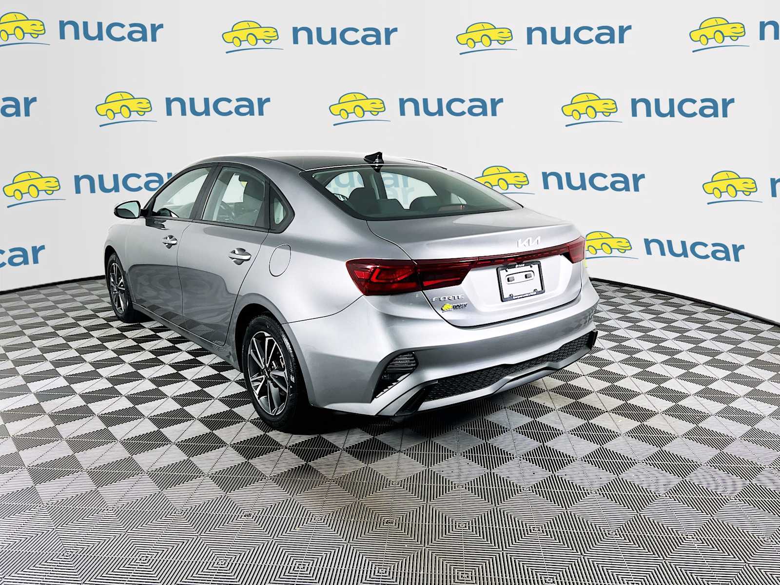 2024 Kia Forte LXS - Photo 5