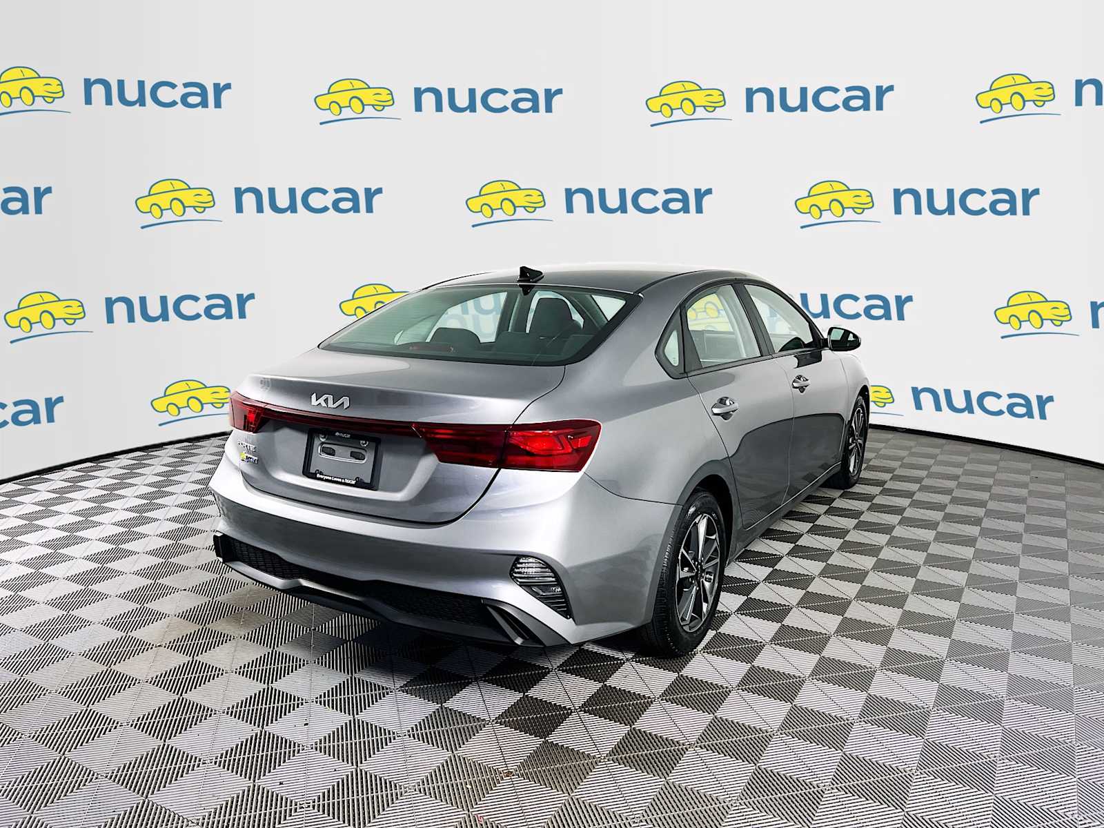 2024 Kia Forte LXS - Photo 7