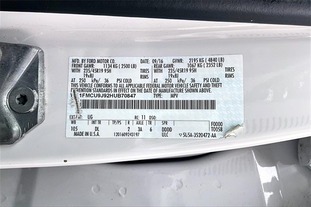 2017 Ford Escape Titanium - Photo 9