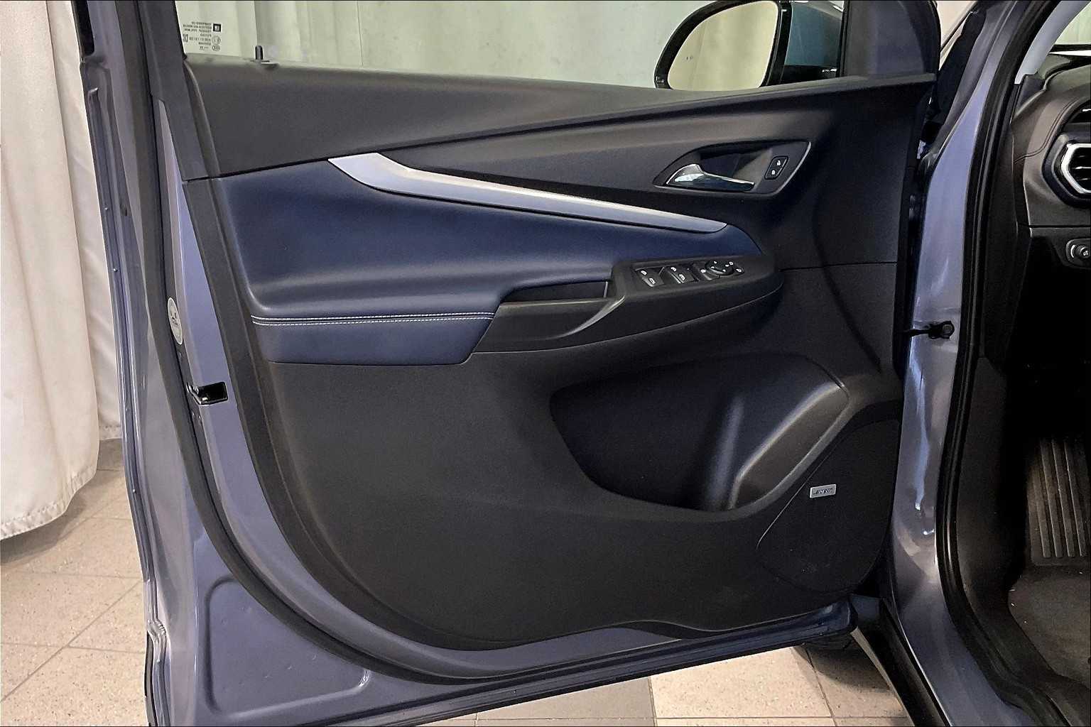 2022 Chevrolet Bolt EUV Premier - Photo 9