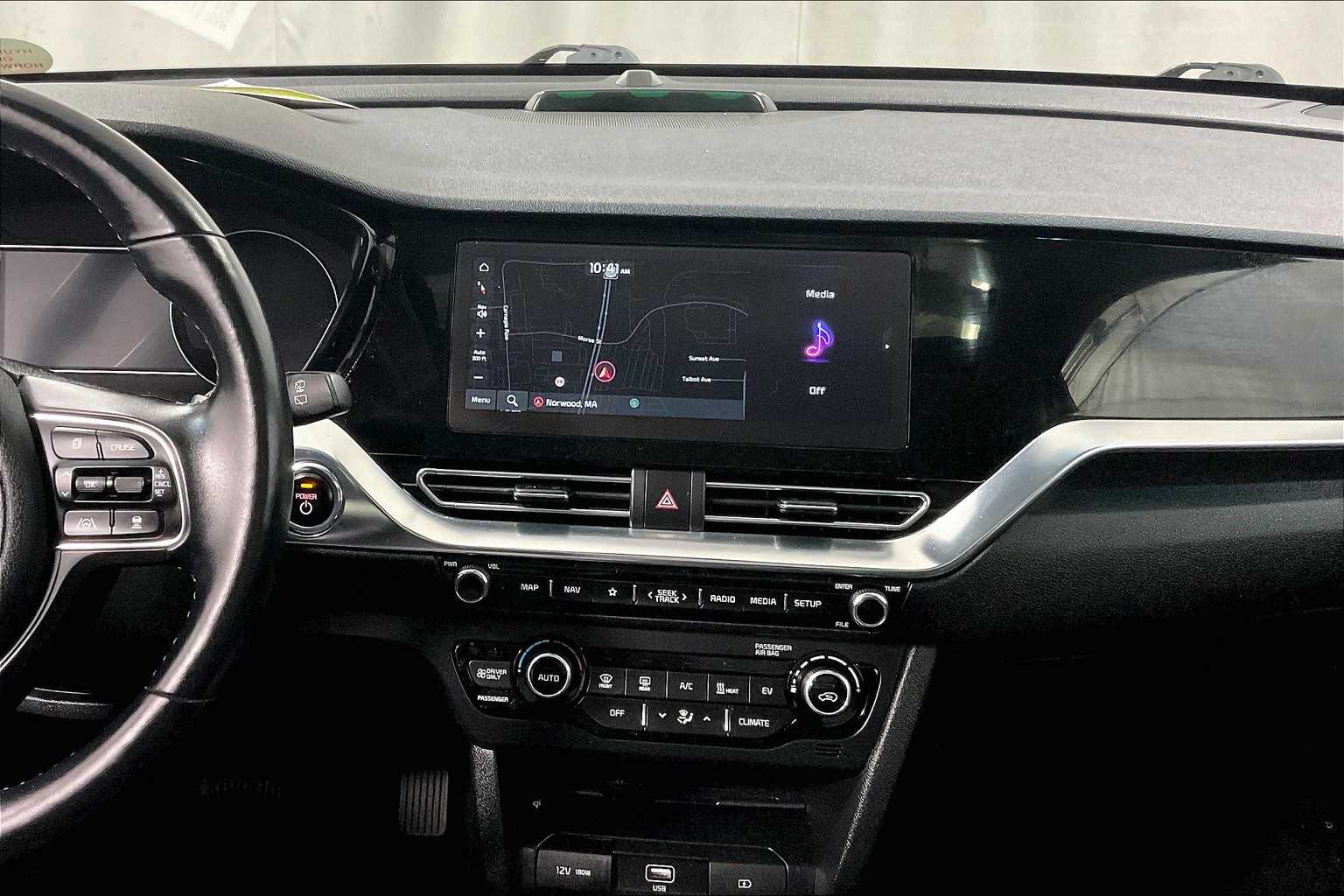 2022 Kia Niro EV EX Premium - Photo 18