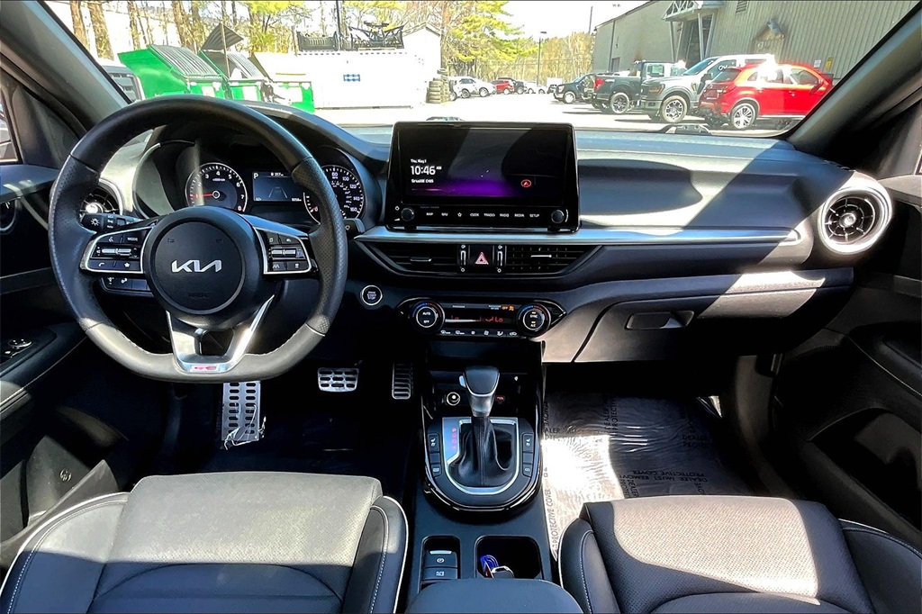 2024 Kia Forte GT-Line - Photo 21