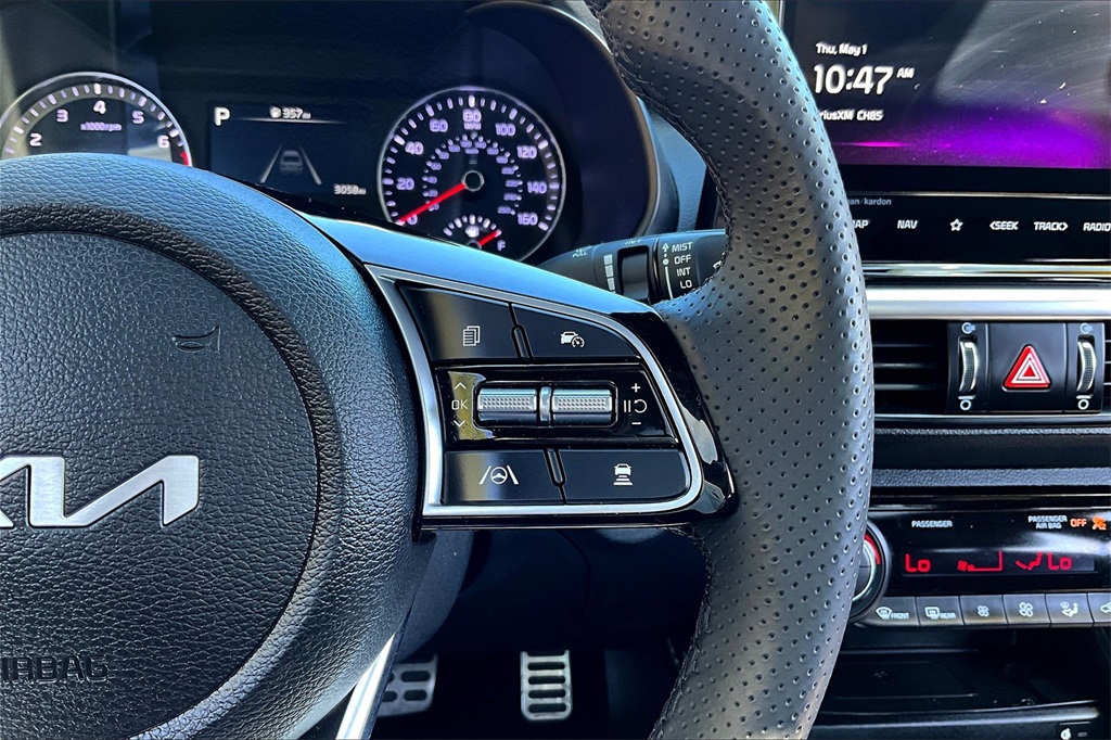 2024 Kia Forte GT-Line - Photo 24