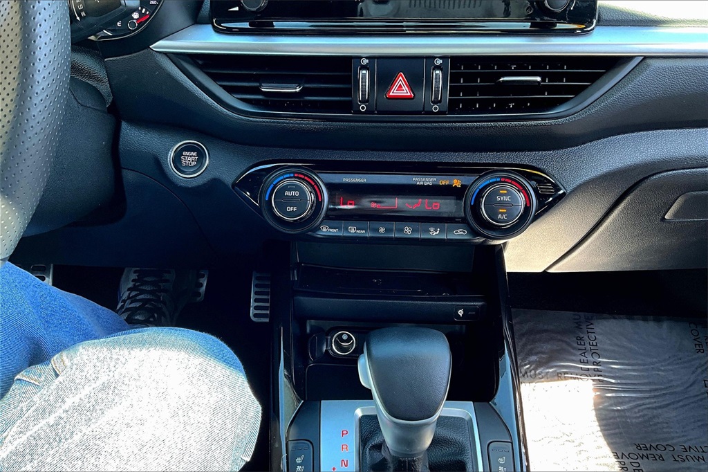2024 Kia Forte GT-Line - Photo 26
