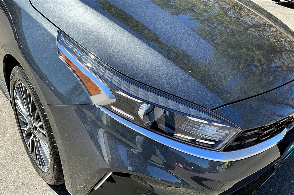 2024 Kia Forte GT-Line - Photo 32