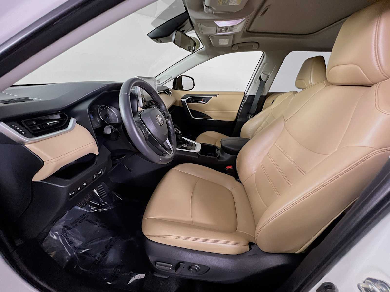 2022 Toyota RAV4 Hybrid XLE Premium - Photo 21