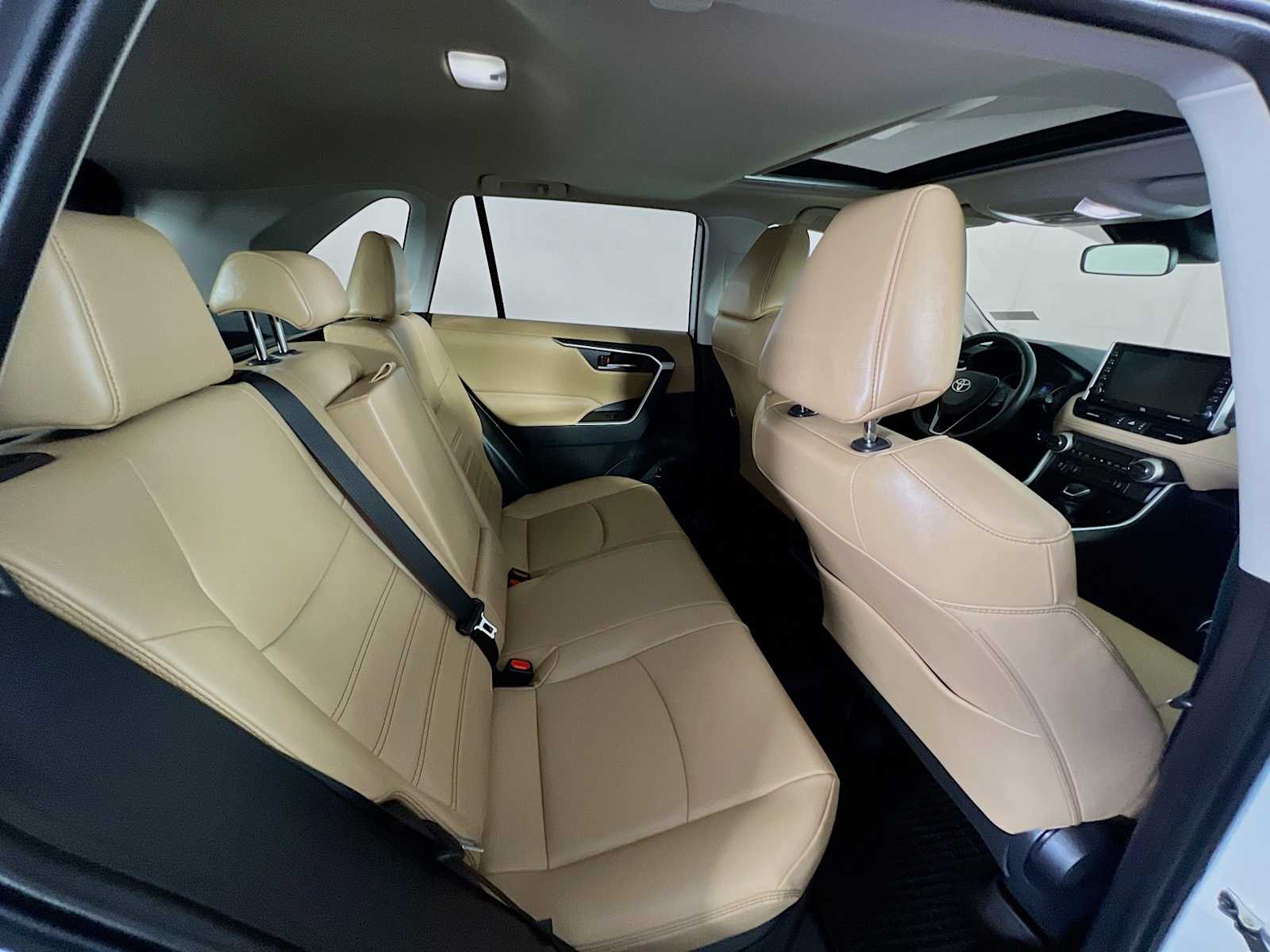 2022 Toyota RAV4 Hybrid XLE Premium - Photo 27