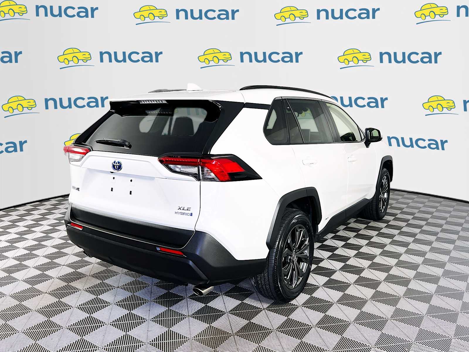 2022 Toyota RAV4 Hybrid XLE Premium - Photo 7