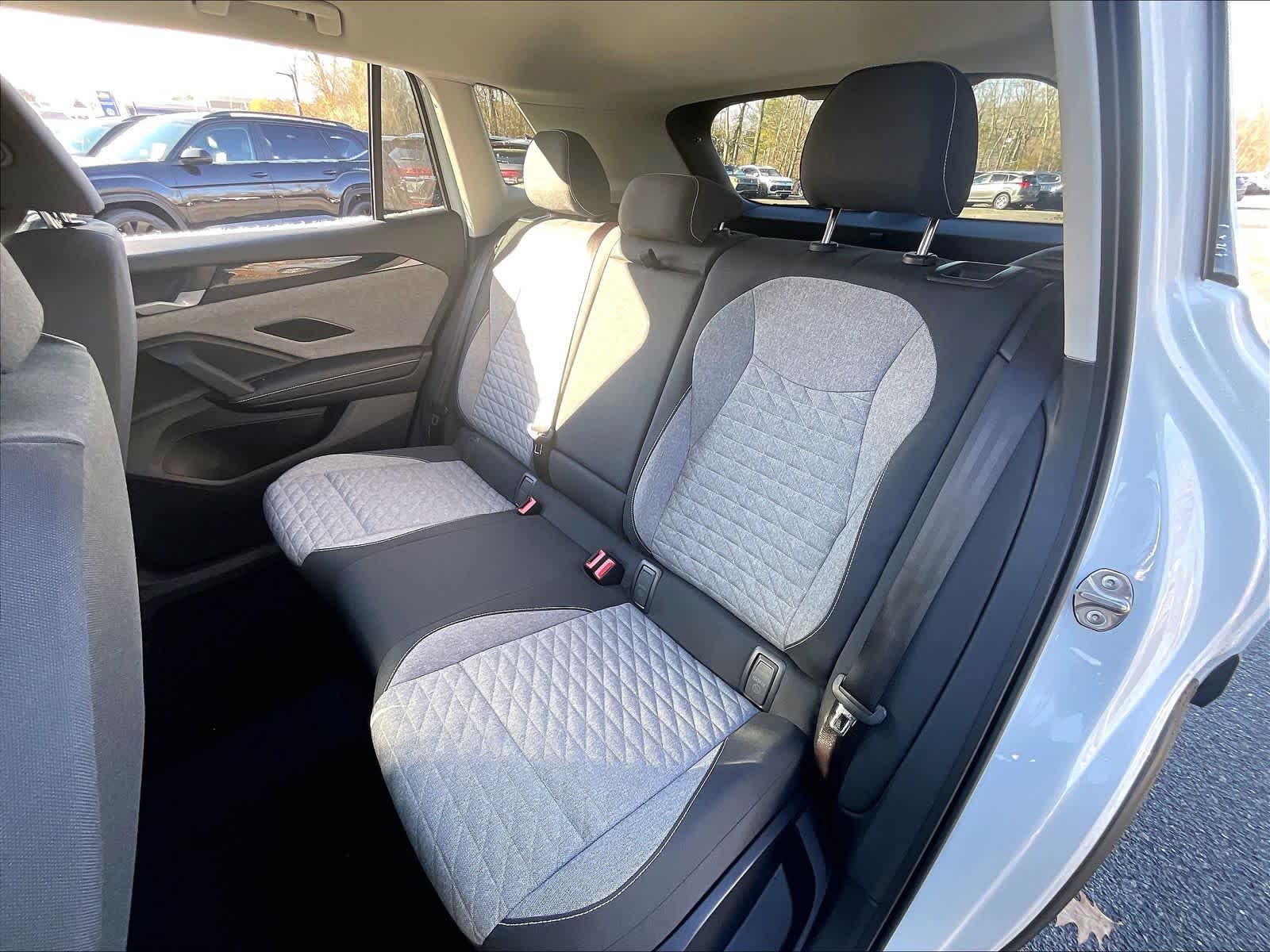 2025 Volkswagen Tiguan S - Photo 15