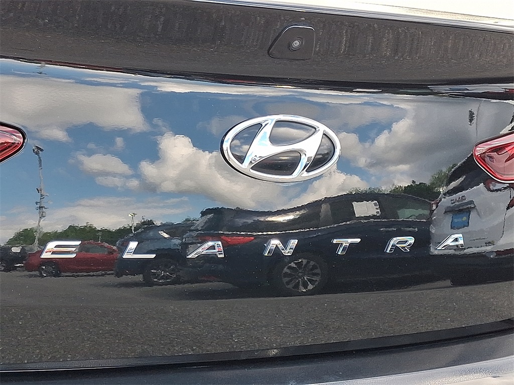 2019 Hyundai Elantra SEL - Photo 29