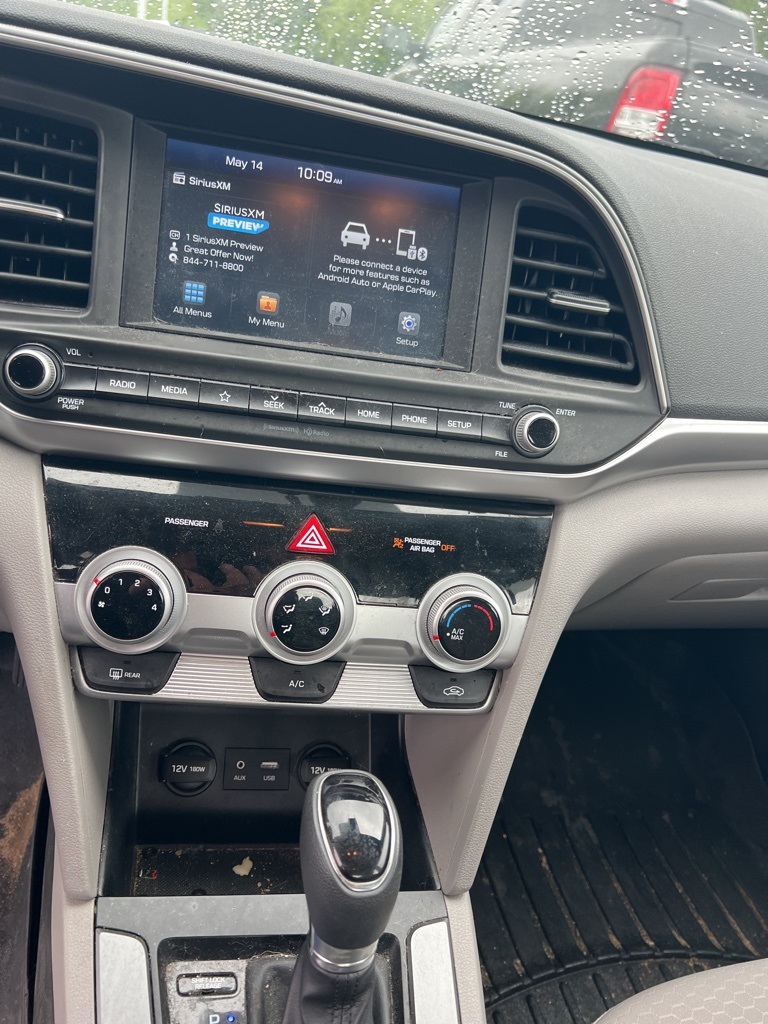 2019 Hyundai Elantra SEL - Photo 9