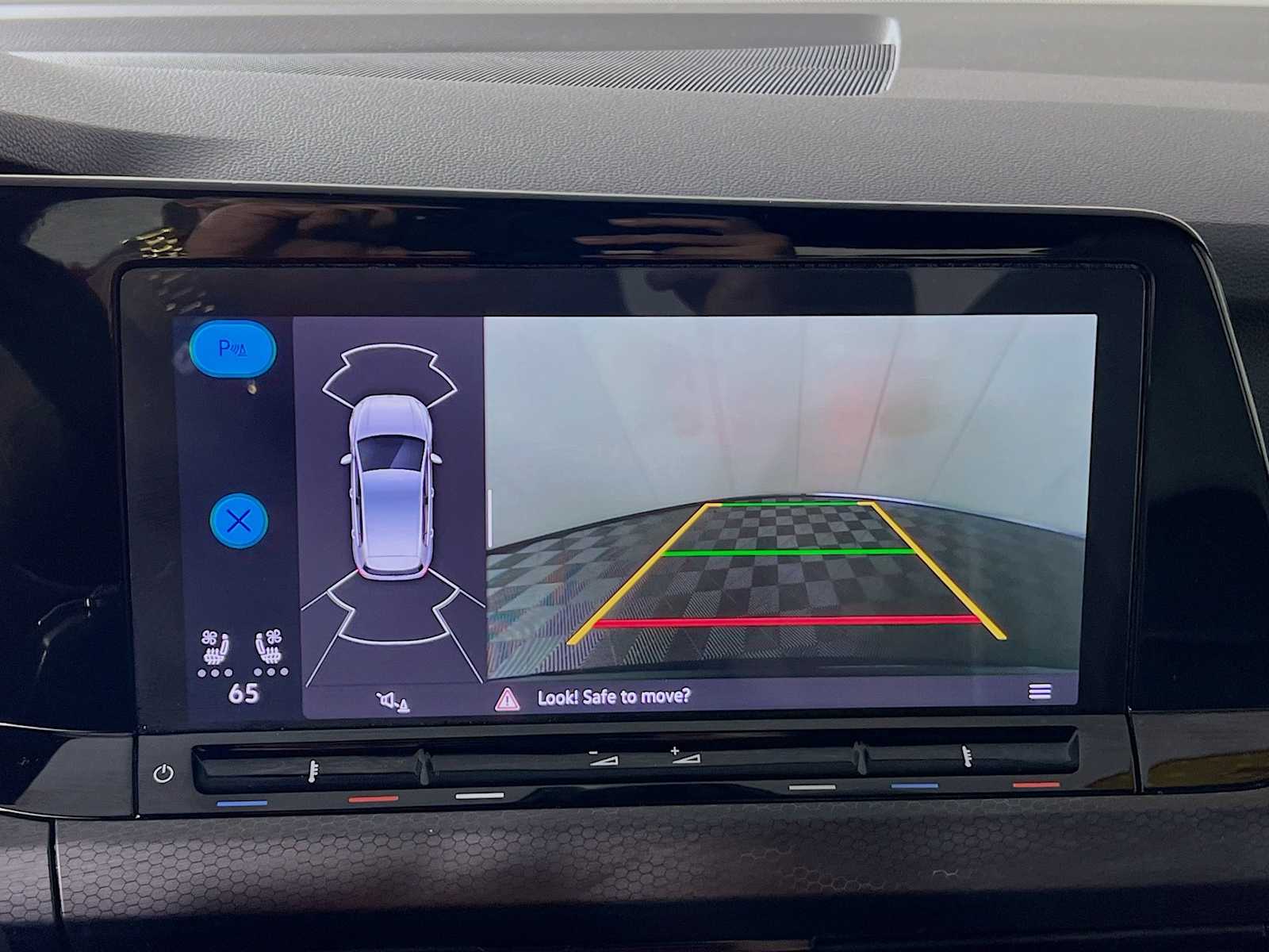 2022 Volkswagen Golf GTI SE - Photo 13