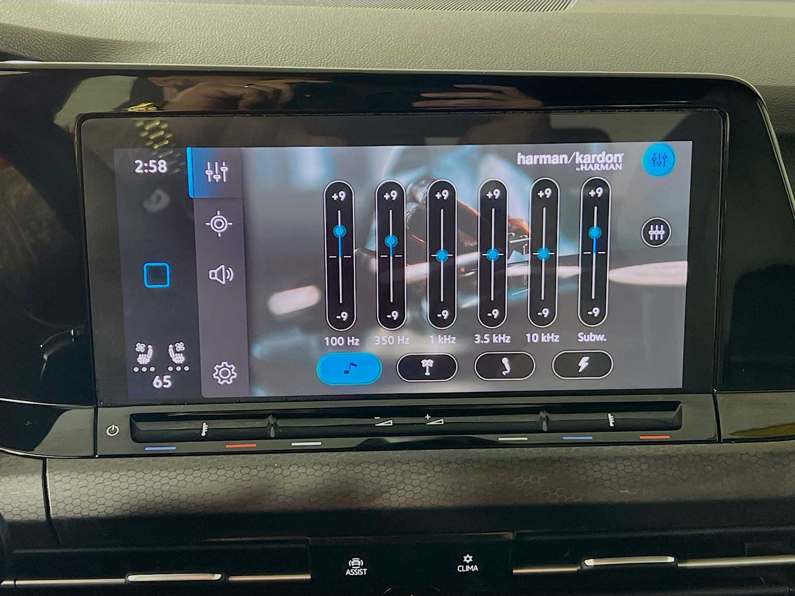 2022 Volkswagen Golf GTI SE - Photo 14