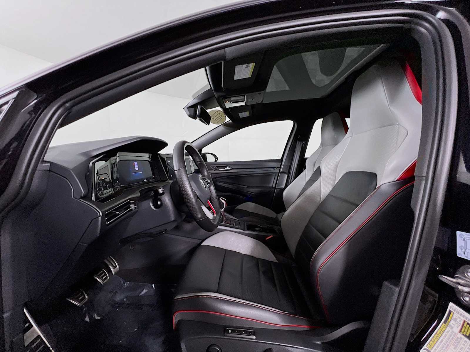 2022 Volkswagen Golf GTI SE - Photo 20