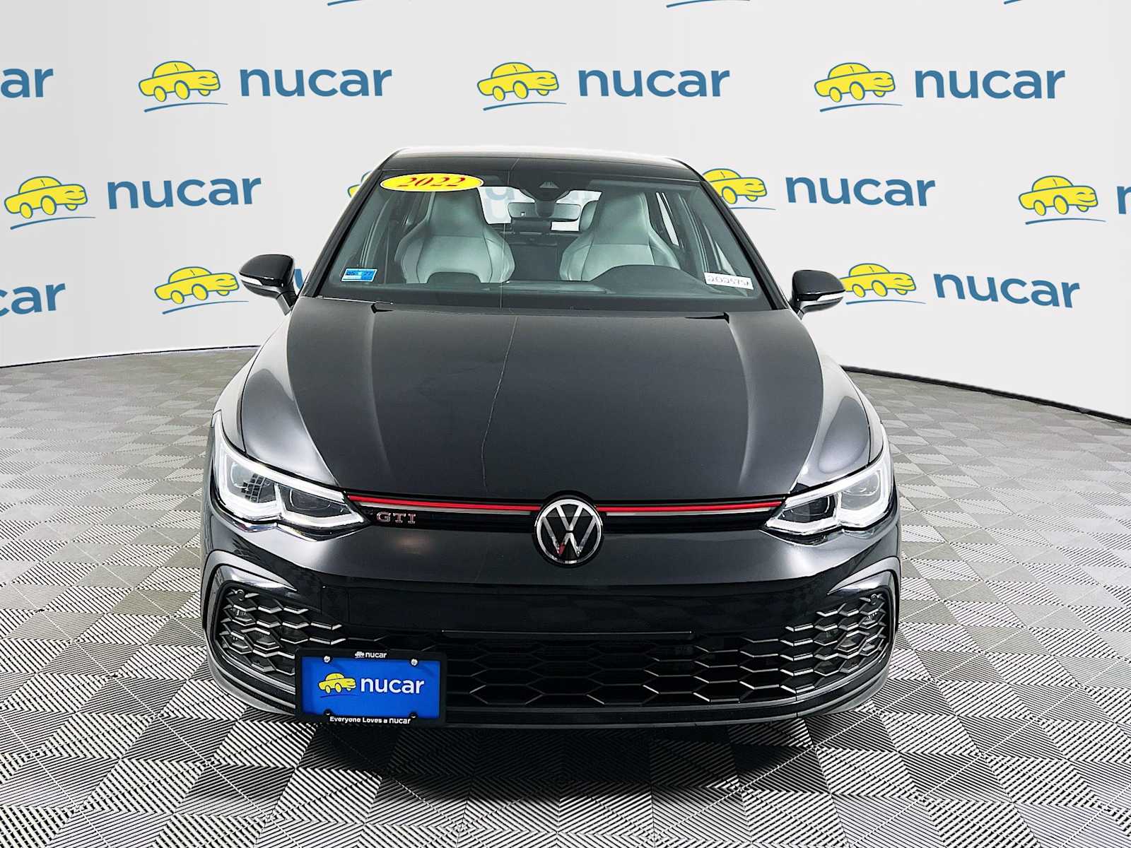 2022 Volkswagen Golf GTI SE - Photo 2