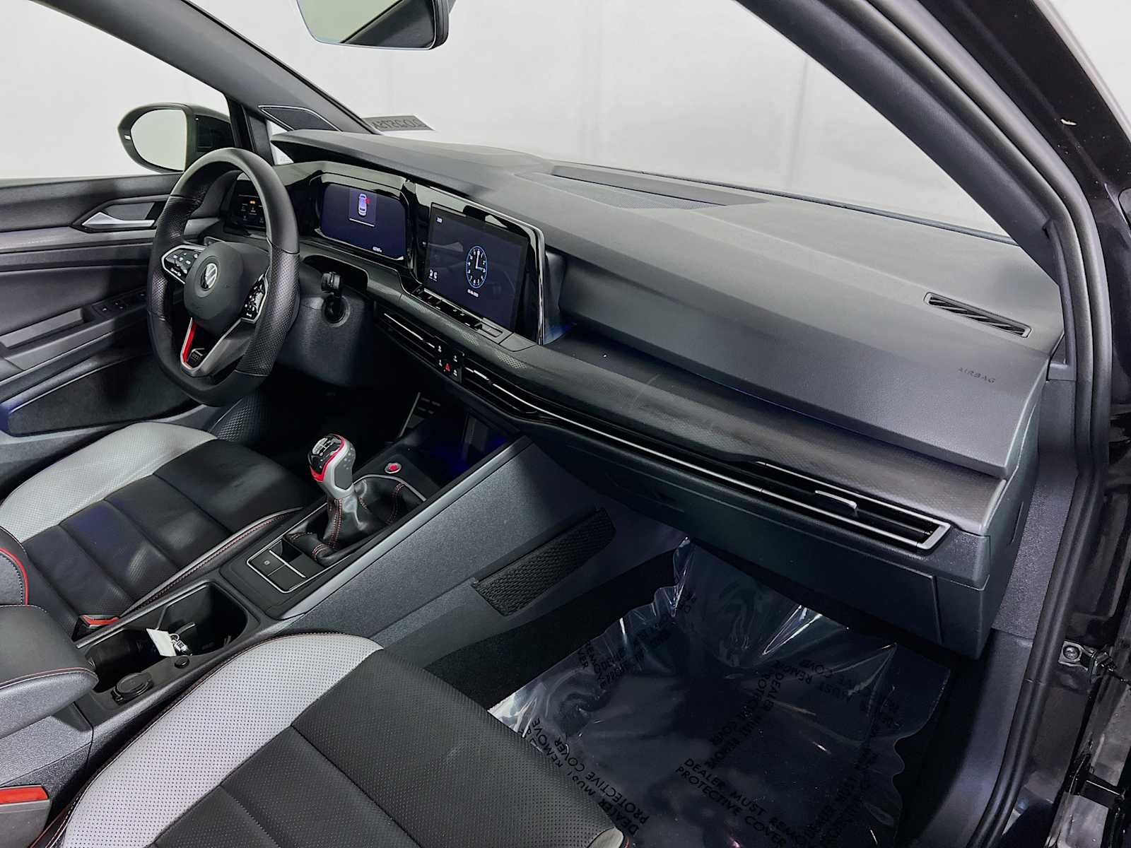 2022 Volkswagen Golf GTI SE - Photo 28