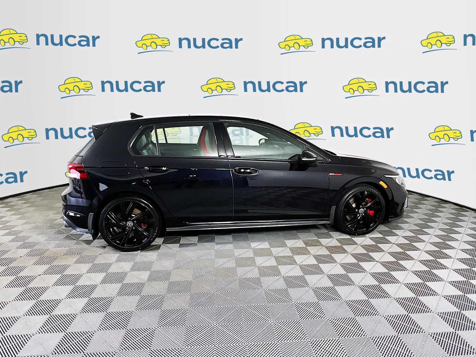 2022 Volkswagen Golf GTI SE - Photo 8