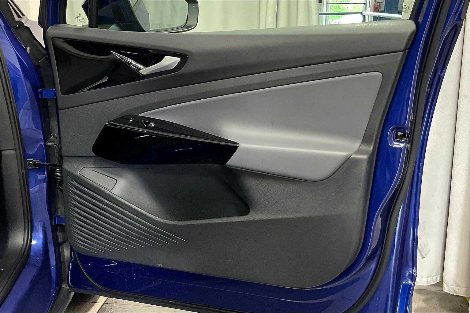 2021 Volkswagen ID.4 Pro S - Photo 12