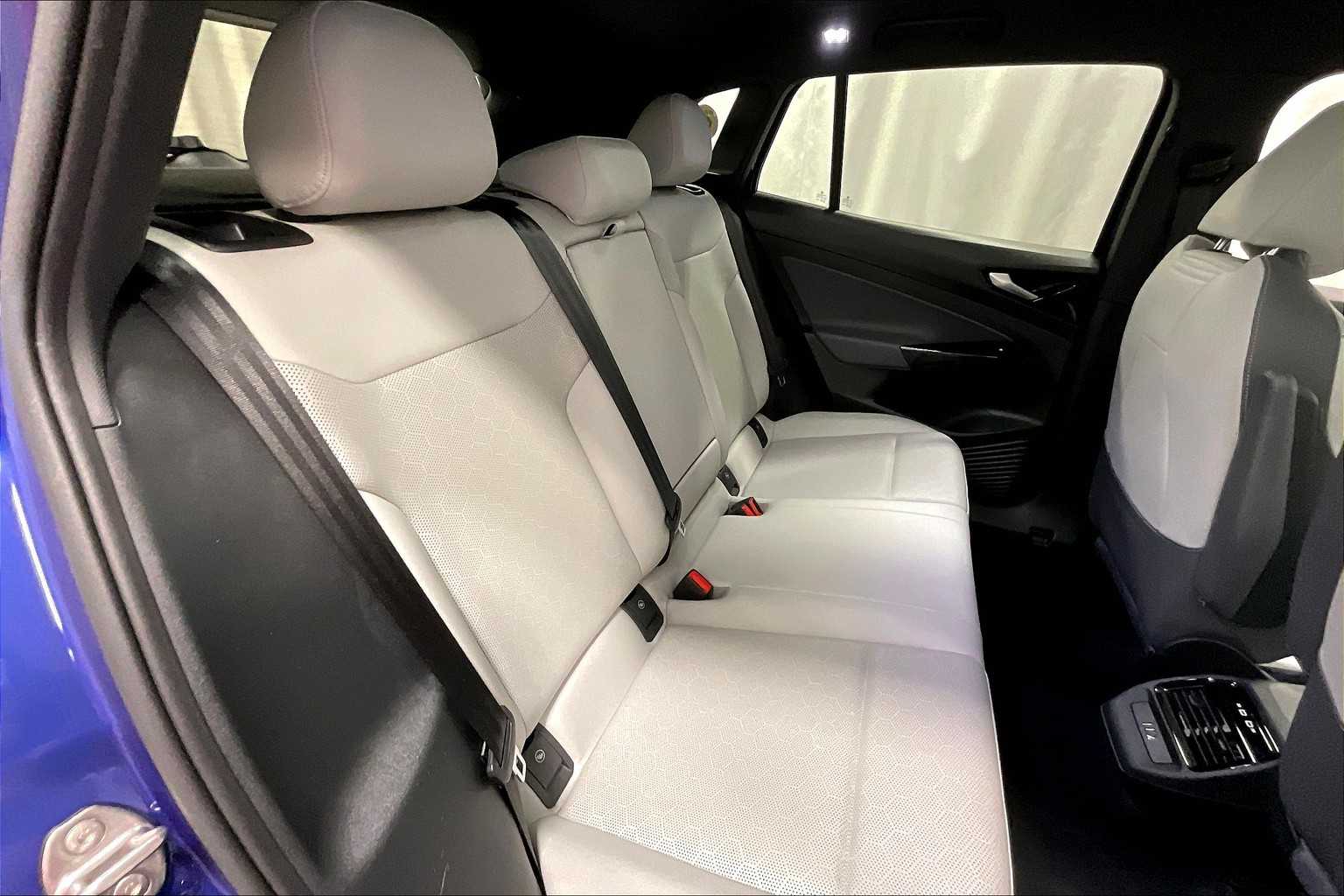 2021 Volkswagen ID.4 Pro S - Photo 16