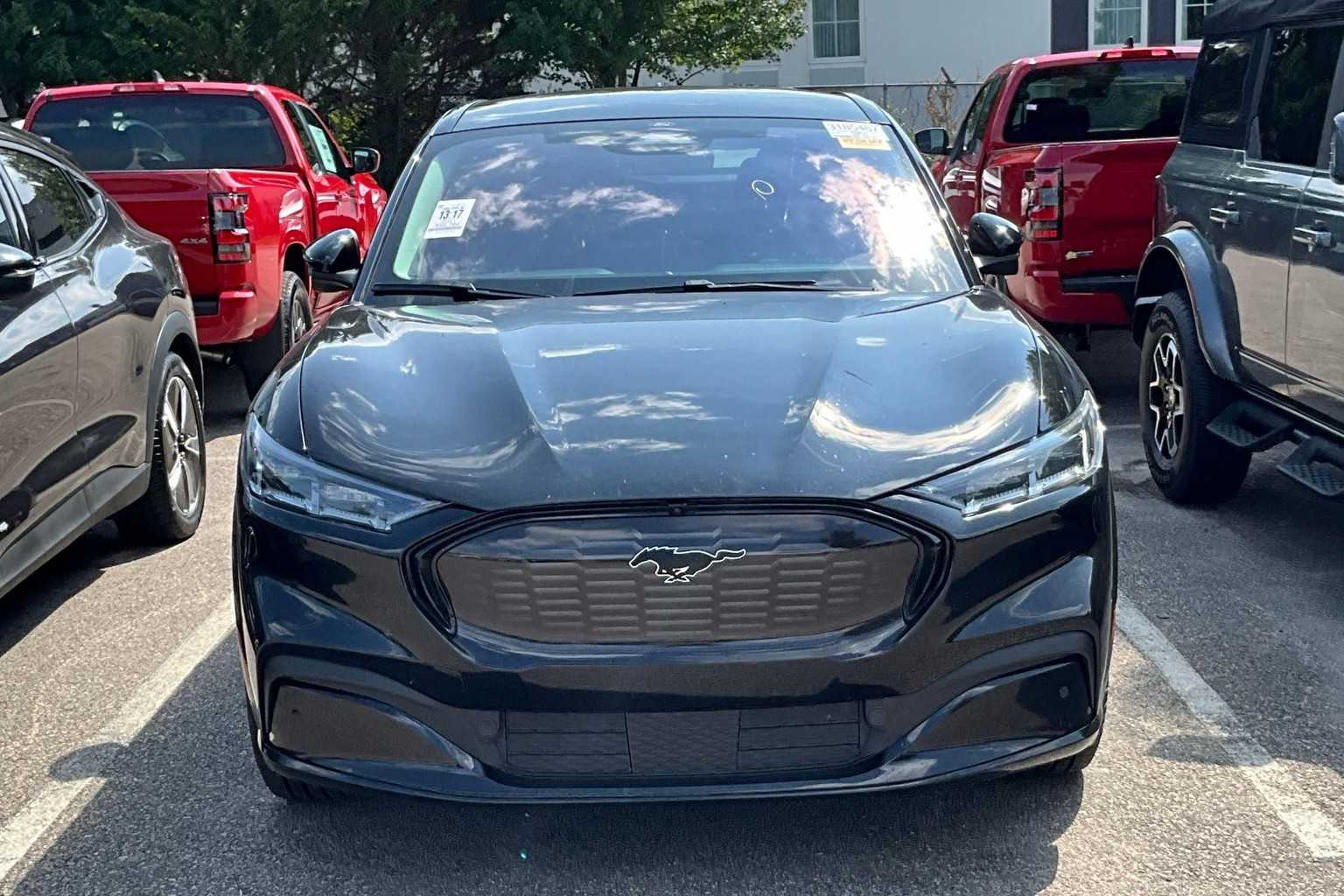 2021 Ford Mustang Mach-E Premium - Photo 2