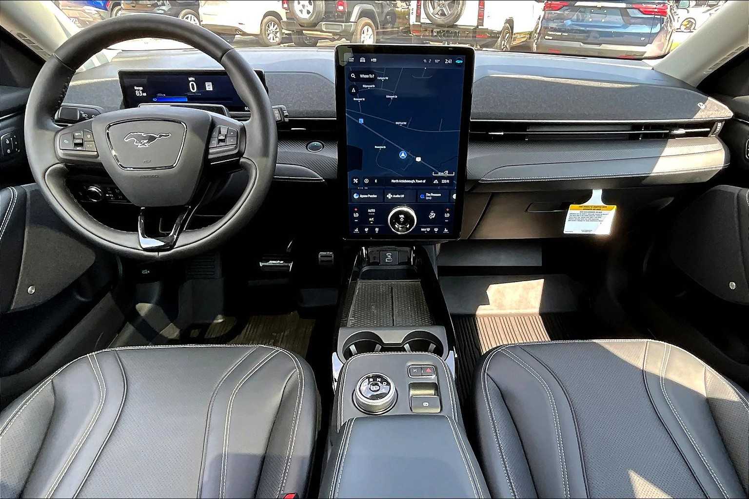2021 Ford Mustang Mach-E Premium - Photo 21