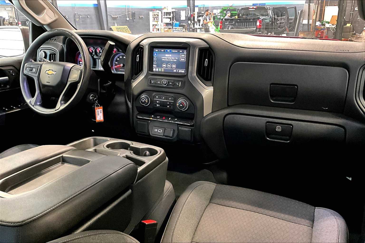 2022 Chevrolet Silverado 1500 LTD Custom - Photo 14