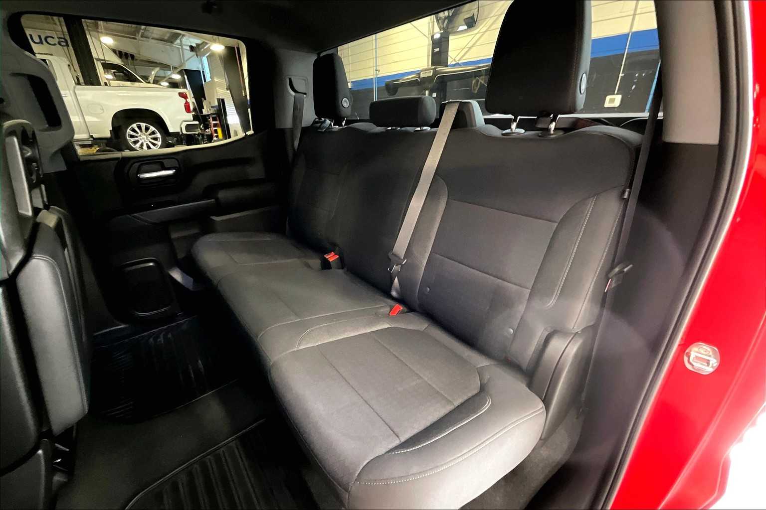 2022 Chevrolet Silverado 1500 LTD Custom - Photo 15
