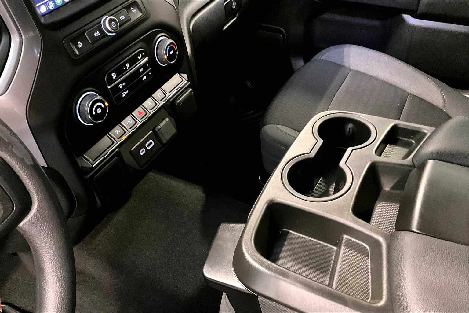 2022 Chevrolet Silverado 1500 LTD Custom - Photo 20