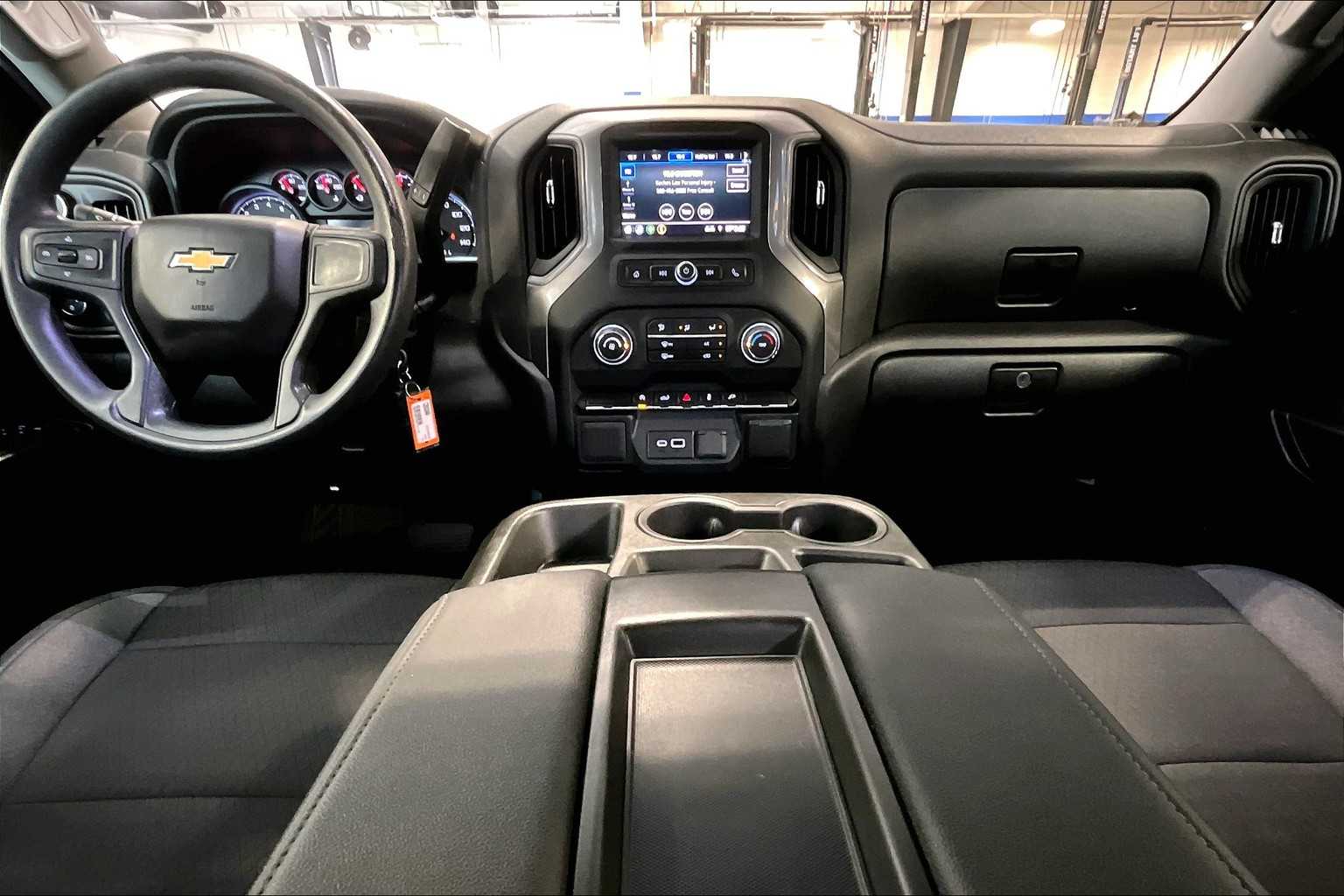 2022 Chevrolet Silverado 1500 LTD Custom - Photo 21