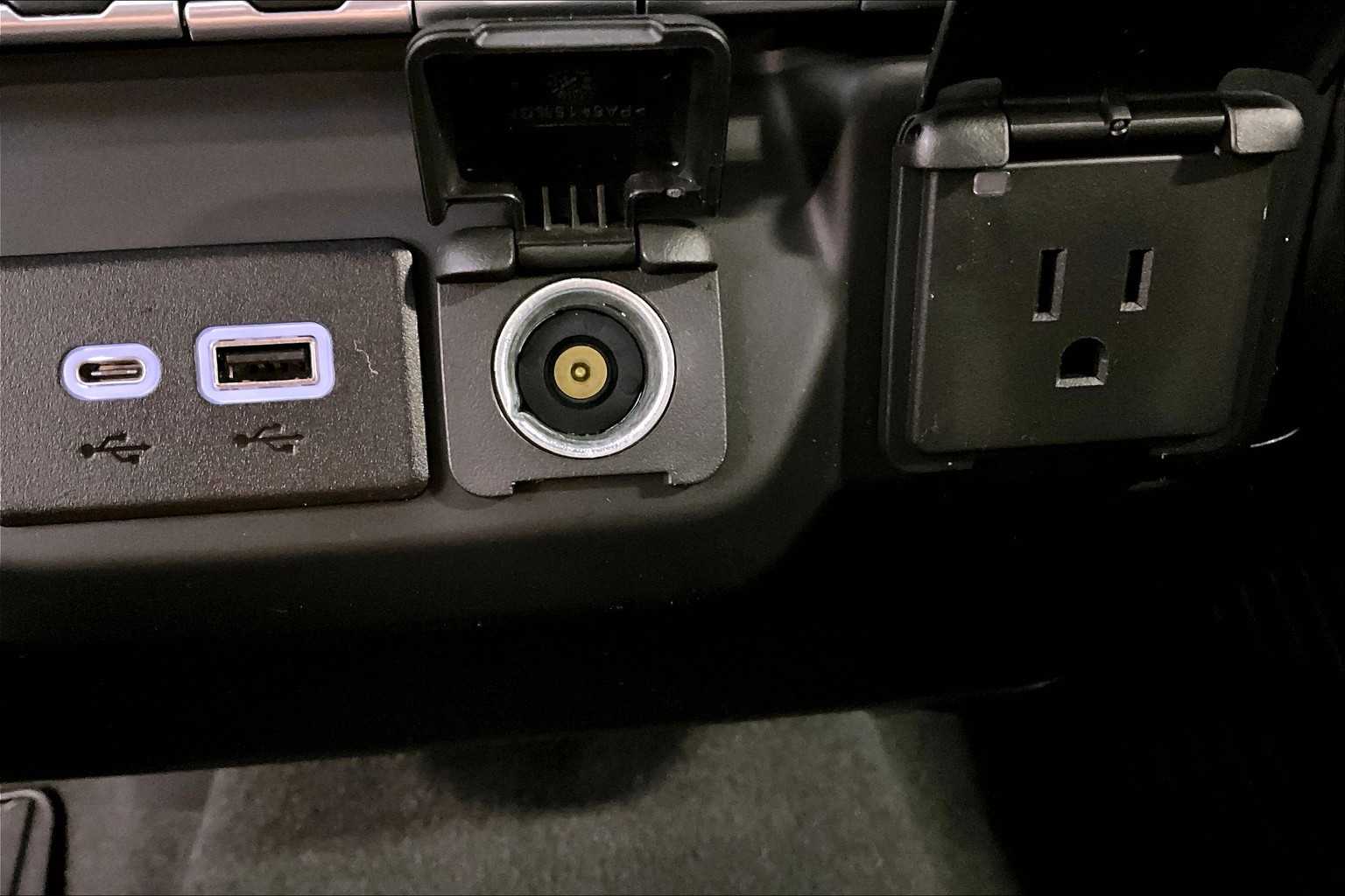 2022 Chevrolet Silverado 1500 LTD Custom - Photo 26