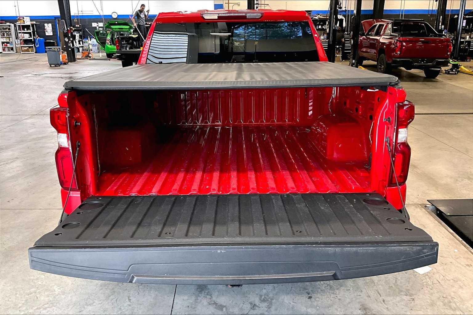 2022 Chevrolet Silverado 1500 LTD Custom - Photo 32