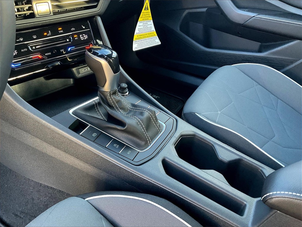 2026 Volkswagen Jetta 1.5T Sport - Photo 14