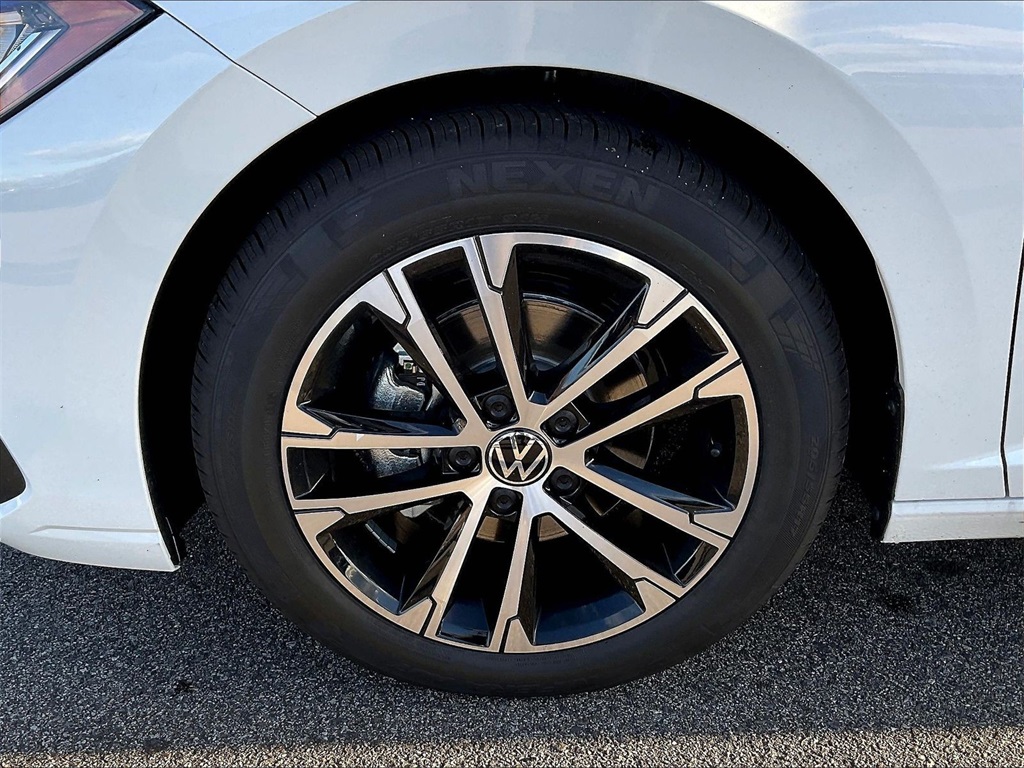 2026 Volkswagen Jetta 1.5T Sport - Photo 8